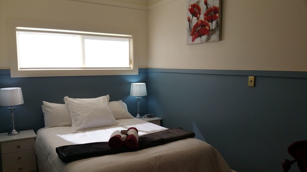 Coppers Hill Private Accommodation Gloucester Exterior photo